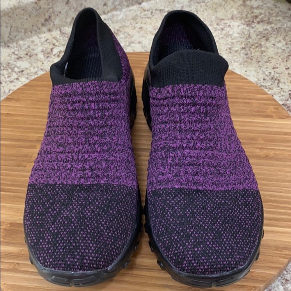 Bunion Corrector Sneaker women’s size 8 purple black slip on shoes